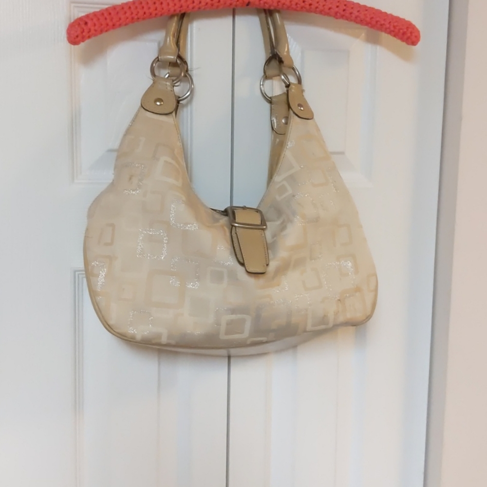 Nine West tan/silver